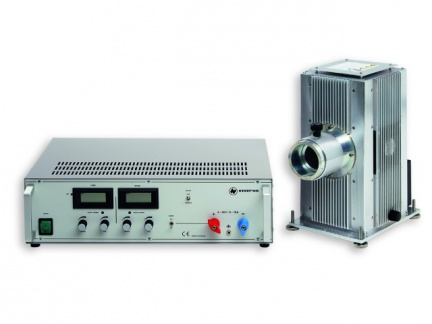 Světelný zdroj s halogenovou hlavou