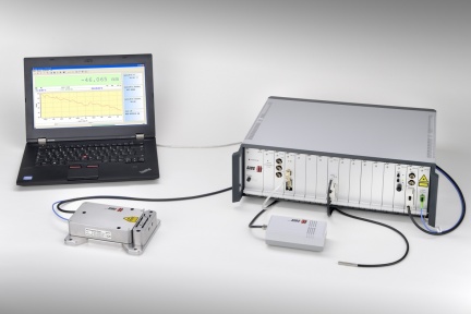 Kompletní sestava diferenciálního laserového interferometru