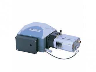 Monochromátory a spektrografy