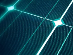 Fotovoltaické panely využívající perovskit