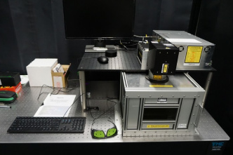 Laserový skenovací systém pro syntézu nanokoloidů