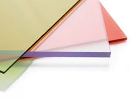 Ochranná okénka pro práci s laserem