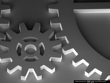 Ukázky vytvořených struktur pomocí litografu MicroWriter
