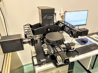 Spektroskopický elipsometr M-2000