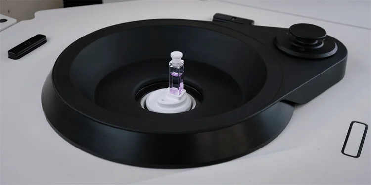 Nová flexibilní integrační sféra QYPro